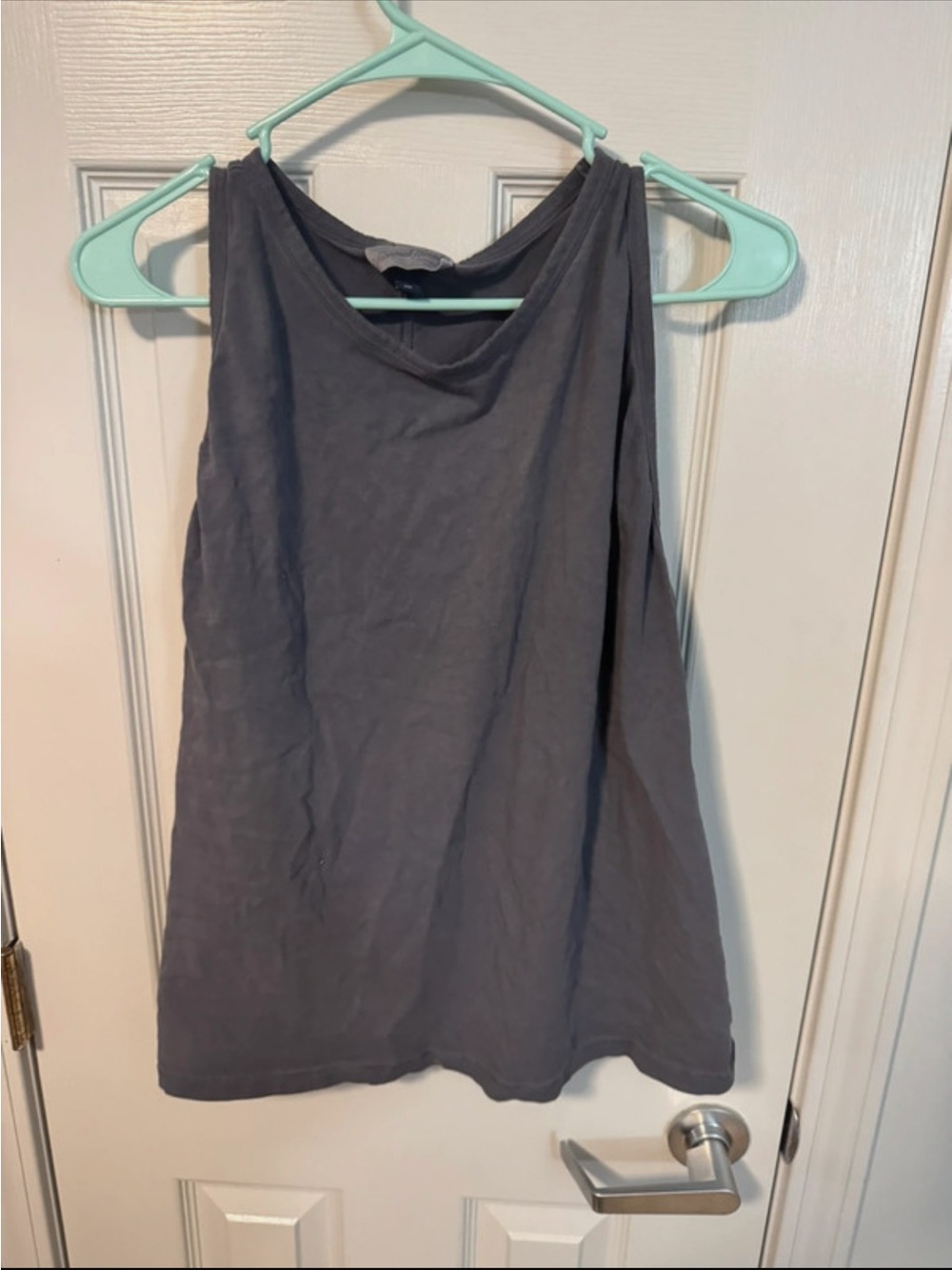 Universal Thread Gray Scoop Neck Tank Top
